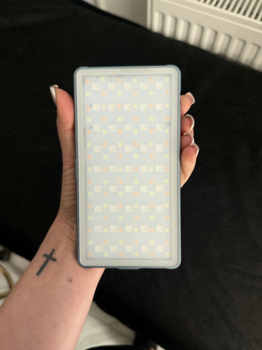 Lampa reczna newell jak nowa