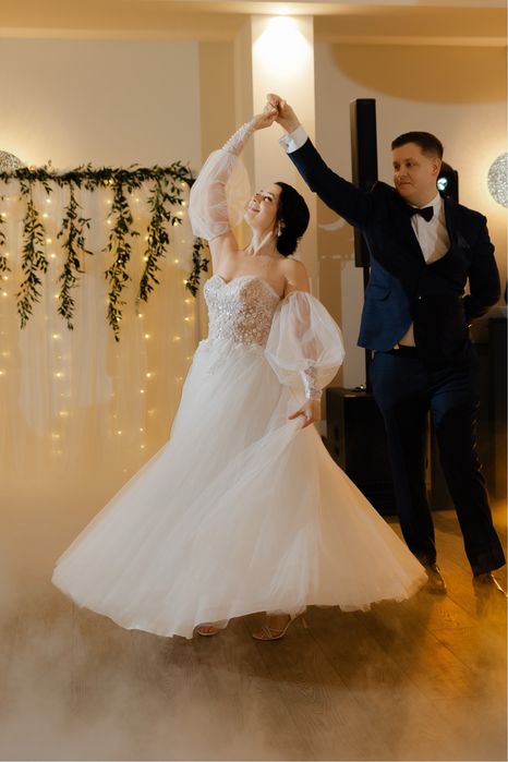 Suknia slubna z gorsetem