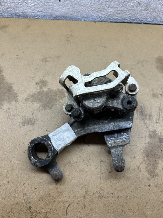 Zacisk hamulcowy tylny suzuki rmz 450