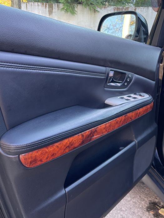 Продам Lexus rx 350
