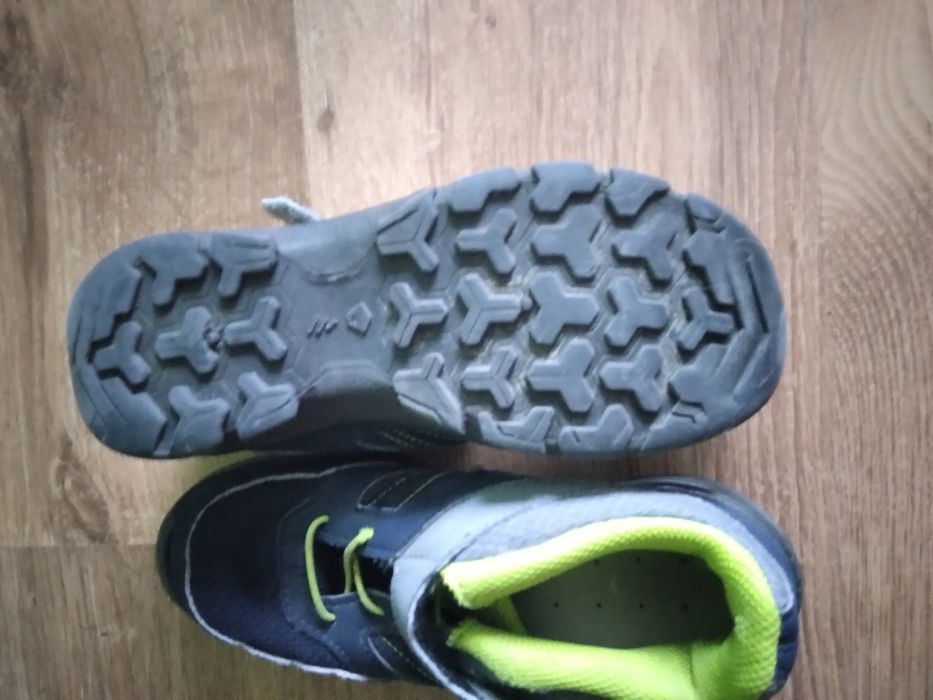 Buty chłopiece.  .