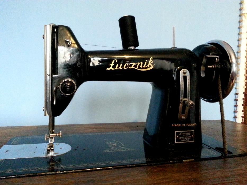 Maszyna do szycia Łucznik zabytek antyk