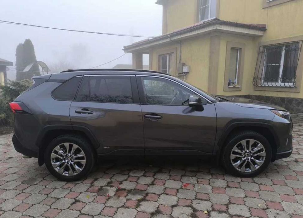 Toyota RAV4 2.5  2022