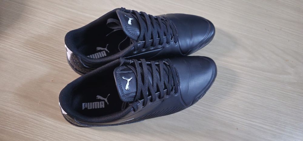Vendo ténis PUMA BMW
Tamanho 44.5