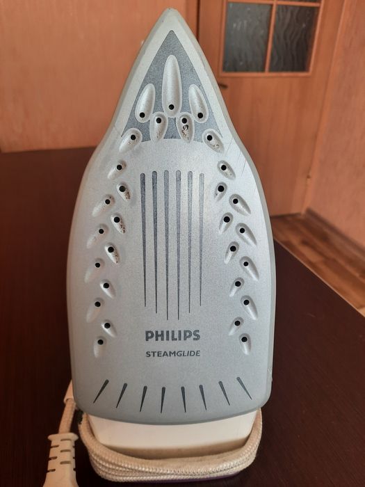 Праска Phillips 1600W