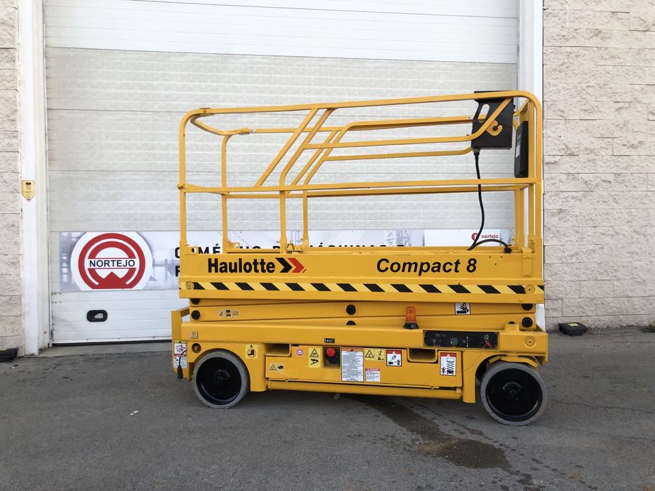 Plataformas Elevatórias Tesoura Elétricas 8 mts