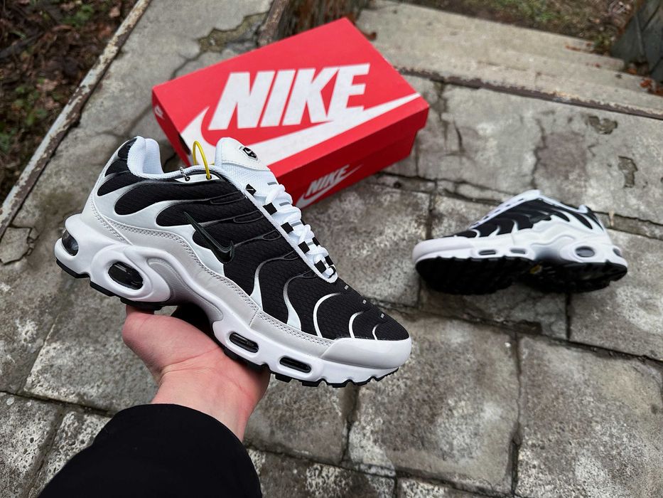 Женские кроссовки Nike Air Max TN (8 цветов) 36-41 размеры