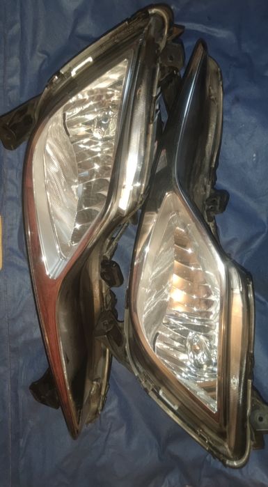 Продаються протитуманні фари Hyundai Sonata 11-15 рік.