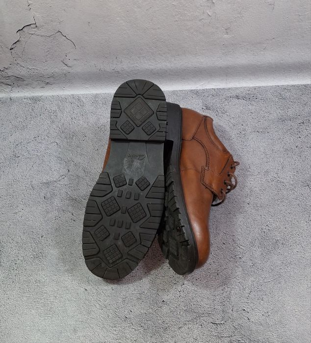 Кроссовки Clarks Cushion Cell кожаные мужские ботинки