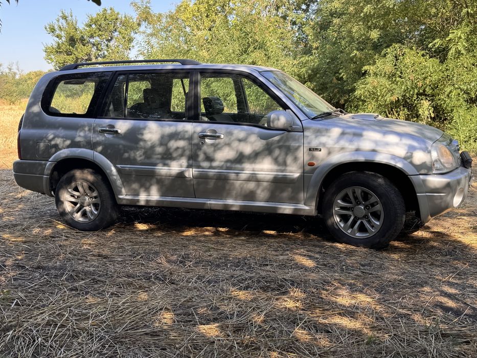 Продаю Suzuki Vitara XL7