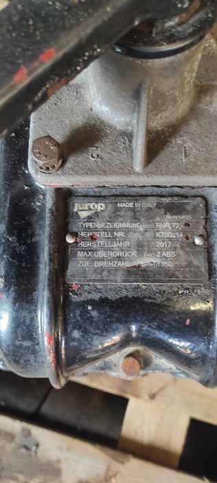 Pompa próżniowa jurop 72