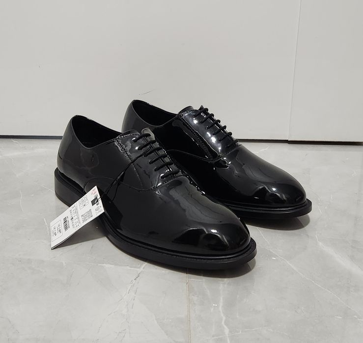Męskie buty lakierki Zara