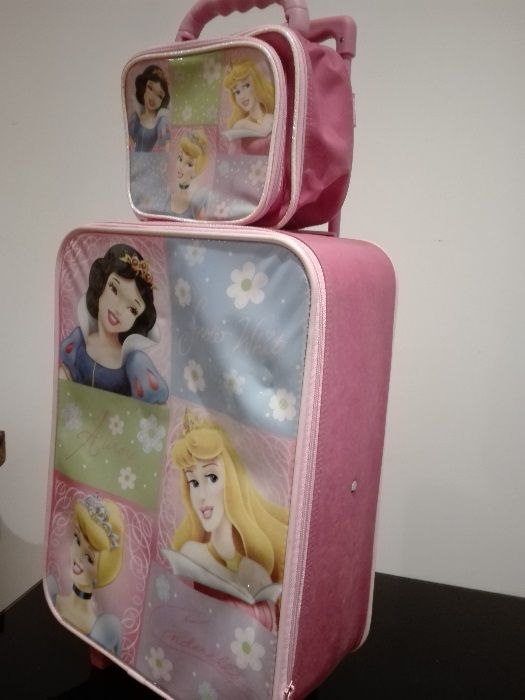 Coleção Disney Princess Mala de viagem + Carteira + Lancheira