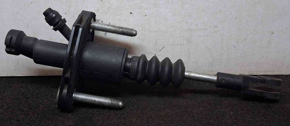 Bomba Principal da Embraiagem 90523769 - OPEL ASTRA G Hatchback