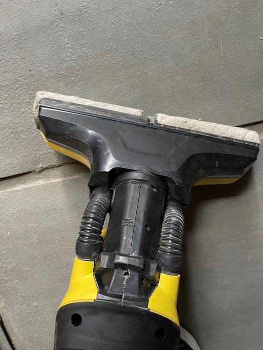 Моющий пылесос Karcher FC 5 (1.055-400.0)