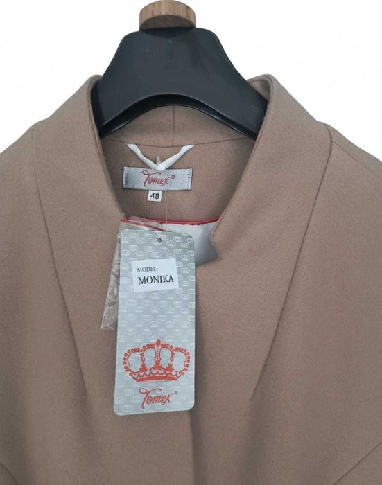 krótki płaszczyk Rozmiar 48