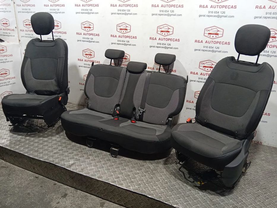 Conjunto de Bancos Renault Captur em Tecido Original