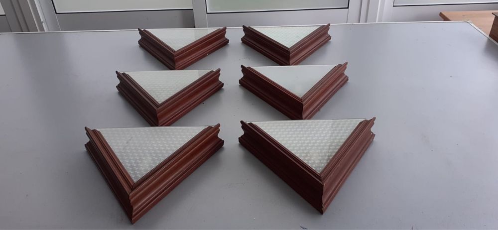 Seis Apliques- Candeeiros de parede em madeira e vidro