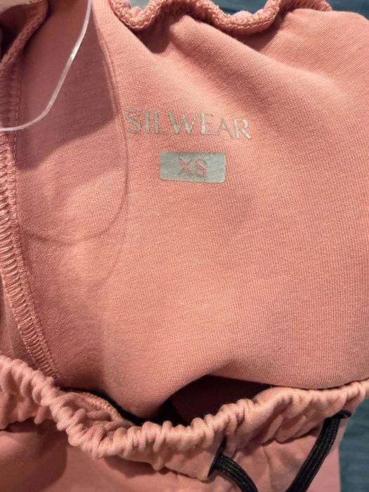 Dres Silwear x Aleksa – Pinklady s