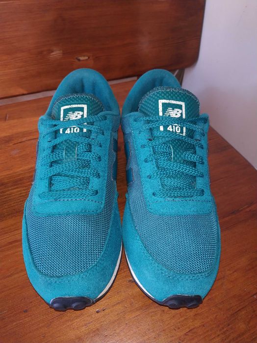 Cмарагдові кросівки New Balance 410 оригінал шкіра 40,5 розмір 26 см