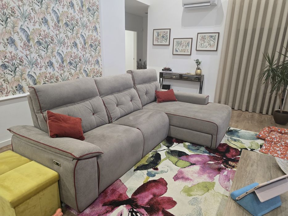 Sofá eléctrico como novo