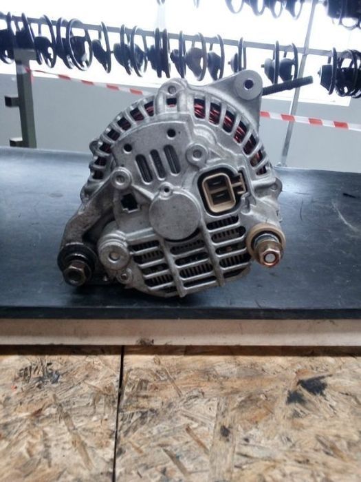 Alternador Mitsubishi Pajero 2.8 TD Ref 8EL011 711 701