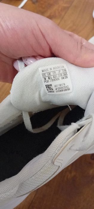 Кросівки  Adidas розмір 42