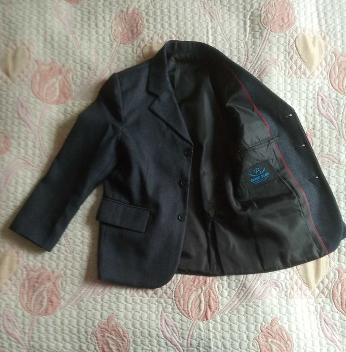 Комплект одягу для хлопчика: костюм BLACK BLUE трійка 122-128см.+ штани RIVER, штани BRANT*S