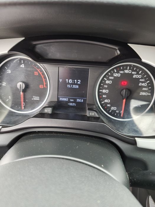 Audi A4b8. RADAR,skóra,panorama,B&O,