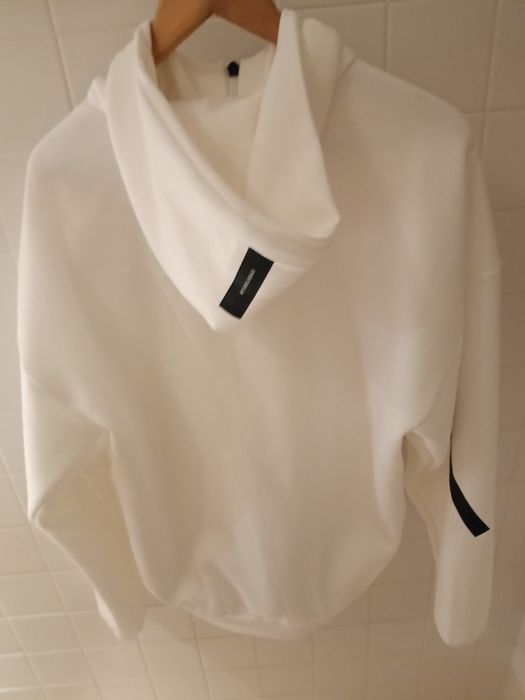 Casaco adidas com fecho New Z.N.E