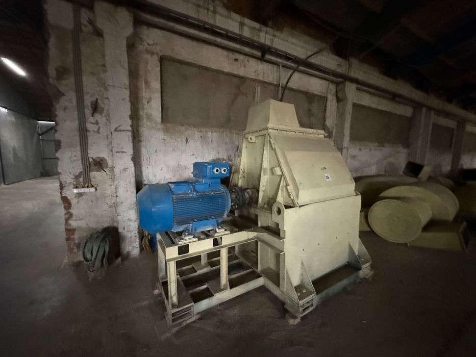 Дробарка молоткова посилена для дріблення деревних матеріалів