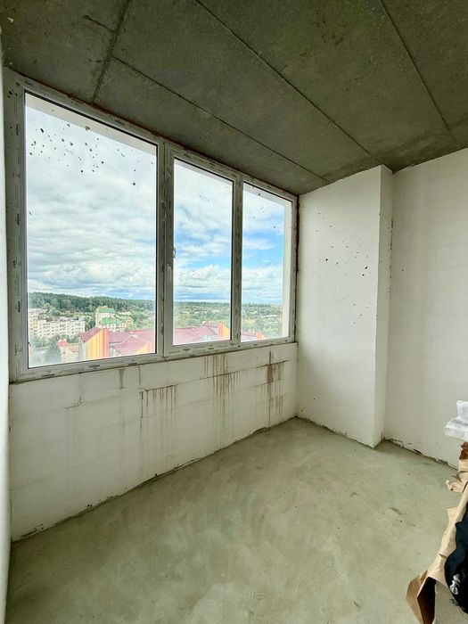 178,9 м² у Трускавці за 590 $/м² — квартира-пентхаус з можливістю поділу