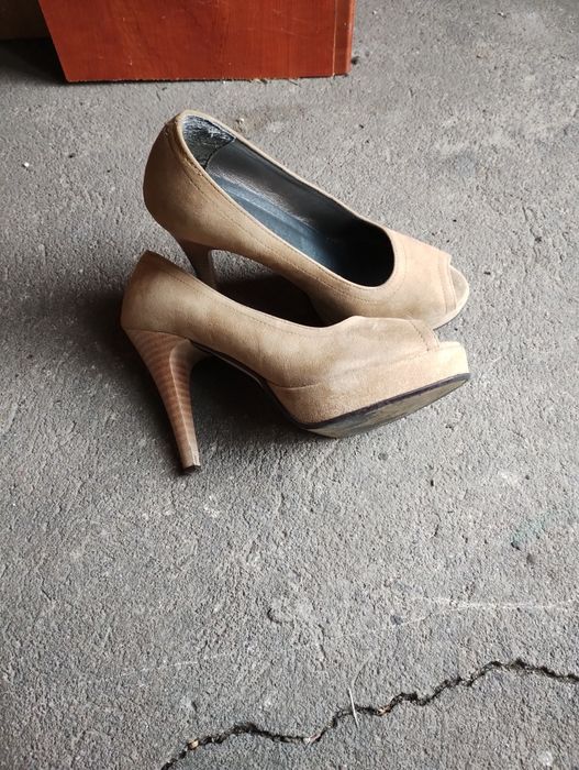 Buty damskie szpilki