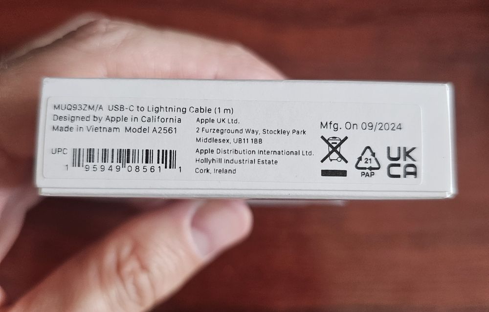 Кабель usb-C to lightning (оригінал)