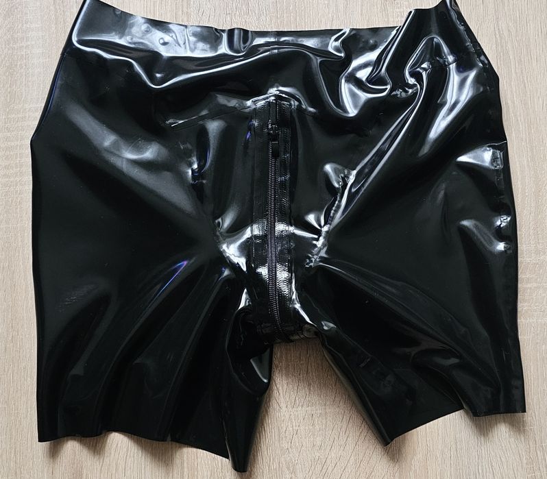 Шорти чоловічі з латексу 0.4