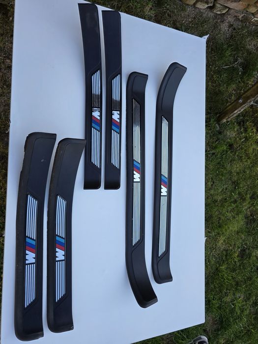 Listwy listwa nakładki progowe progowa BMW E39 M-Pakiet osłony dekory