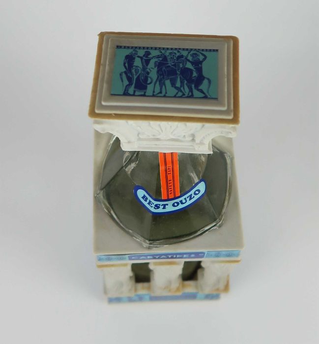 Colecionável, garrafa com figuras cariátides da Acrópole de Atenas