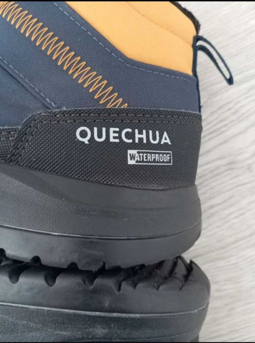 Bota impermeável Quechua homem 42