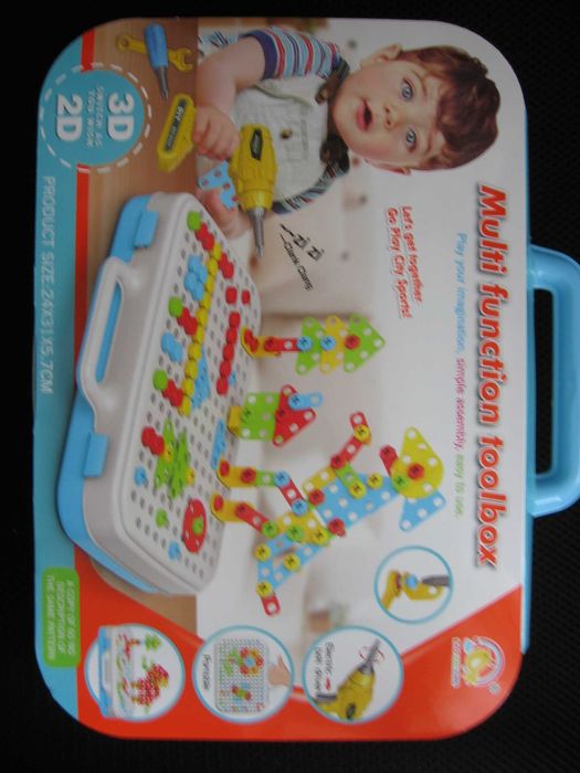 Walizka z wkrętarką i mozaiką kreatywną. Nowa!