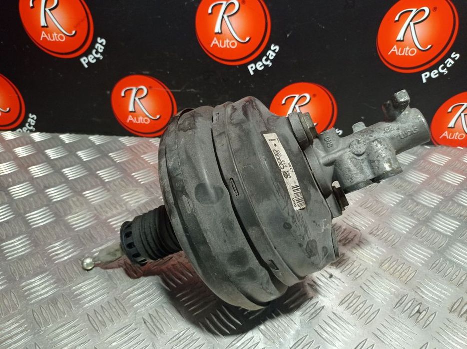 Servofreio Audi A4 Avant (8D5, B5)