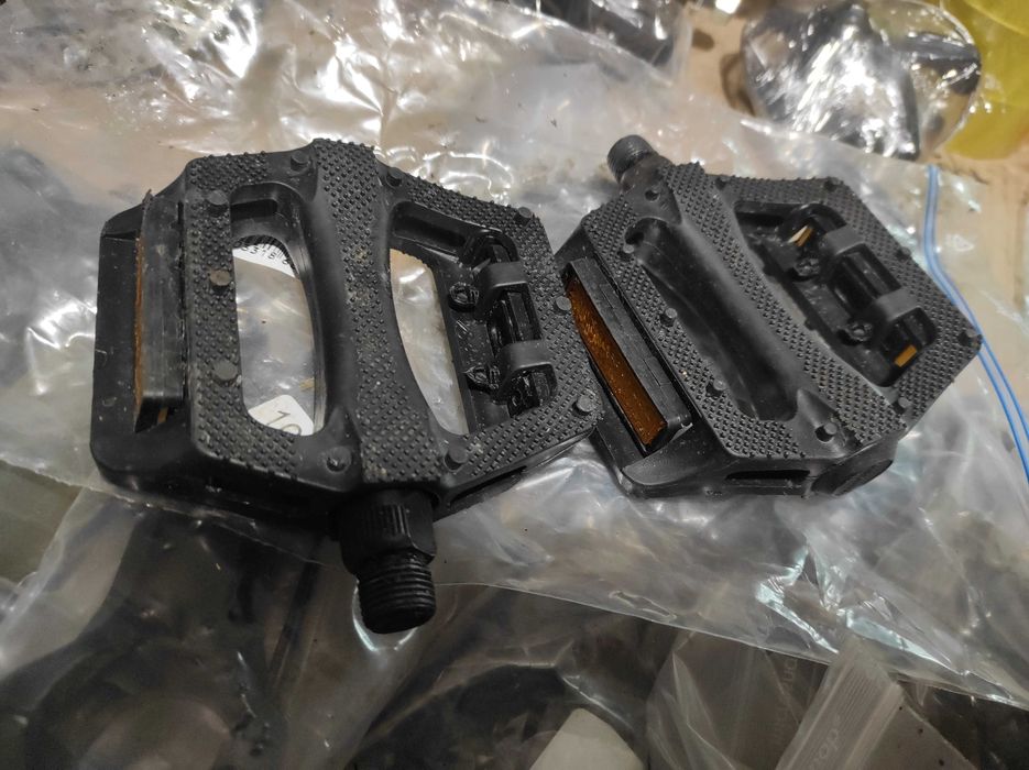 Педали для велосипеда с катафотами