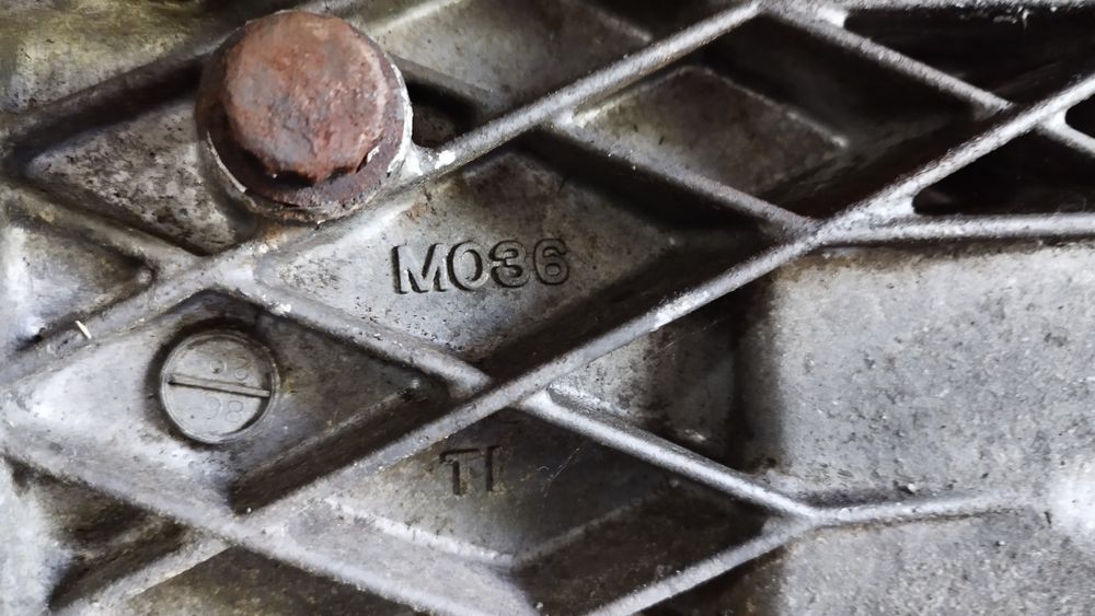 Caixa velocidades Mitsubishi Canter fuso mo 27