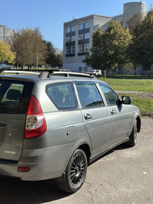Lada 217130 Priora