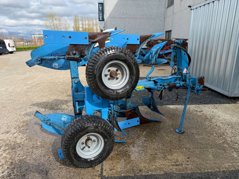 Плуг Lemken Opal 090/Kverneland