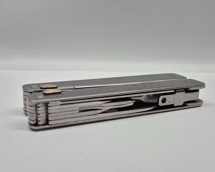 Multitool Victorinox Swiss Tool, Komis Jasło Czackiego