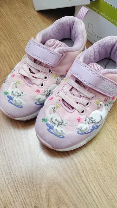 Buciki Primigi r.26 Łabędzie