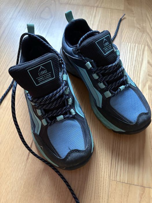 Buty trekingi Elbrus