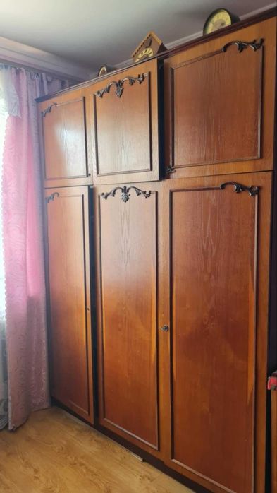 Спальня, спальний комплект меблів. Опис та розміри нижче