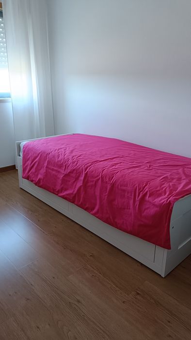 Cama Solteiro/Casal Brimnes IKEA