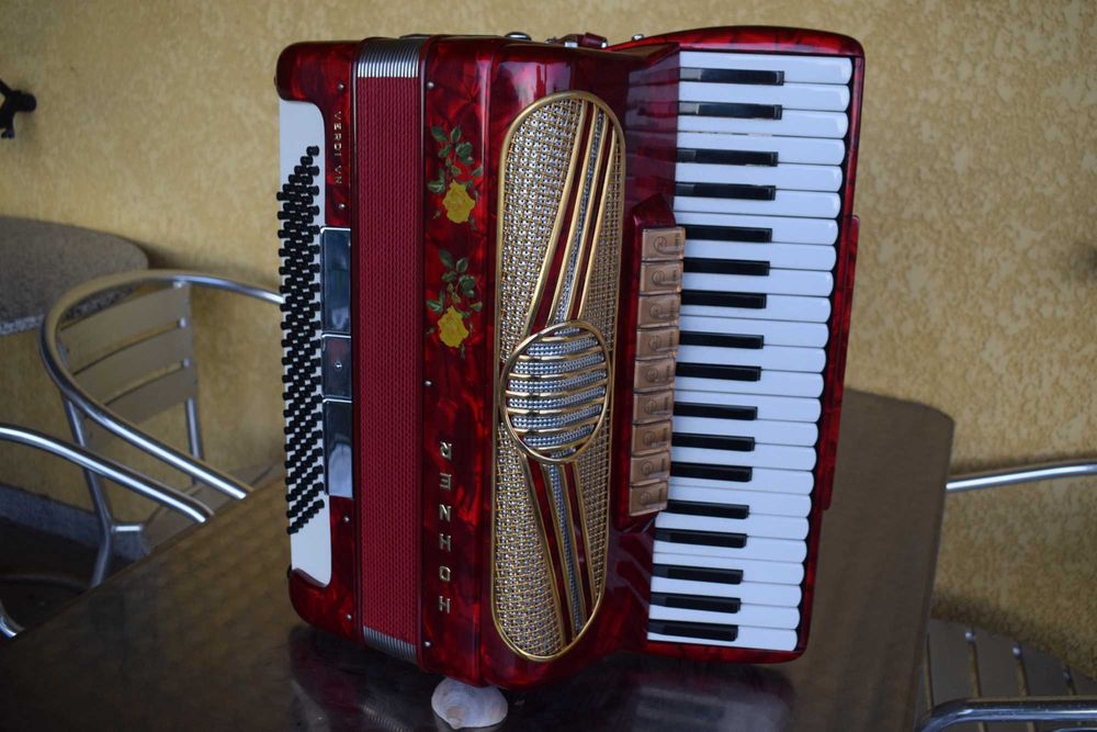 Acordeao hohner Verdi VN 4 Voz, N .51